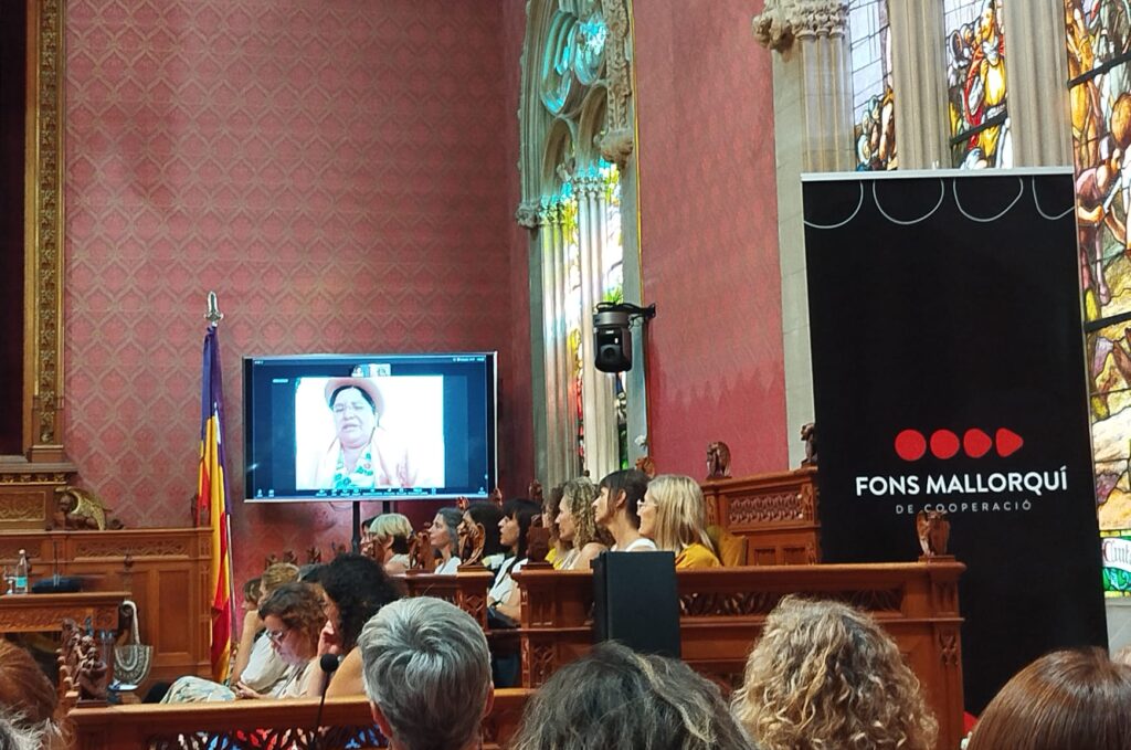 PRESIDENTA DE ACOBOL PARTICIPÓ EN EL ENCUENTRO DE MUJERES “LAS ELEGIDAS”